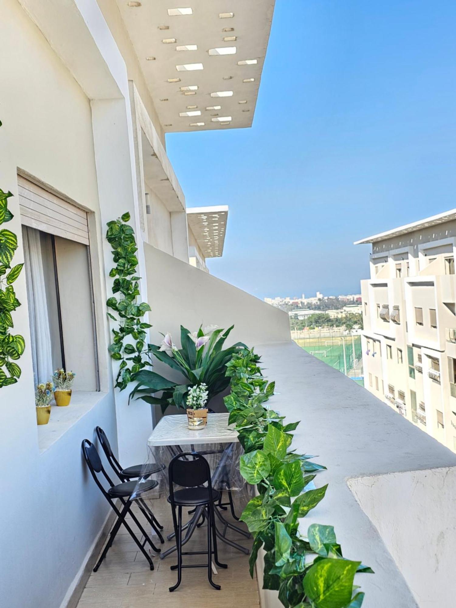 Mia Appartement N2 - Elegance, Confort Et Serenite Casablanca Bagian luar foto